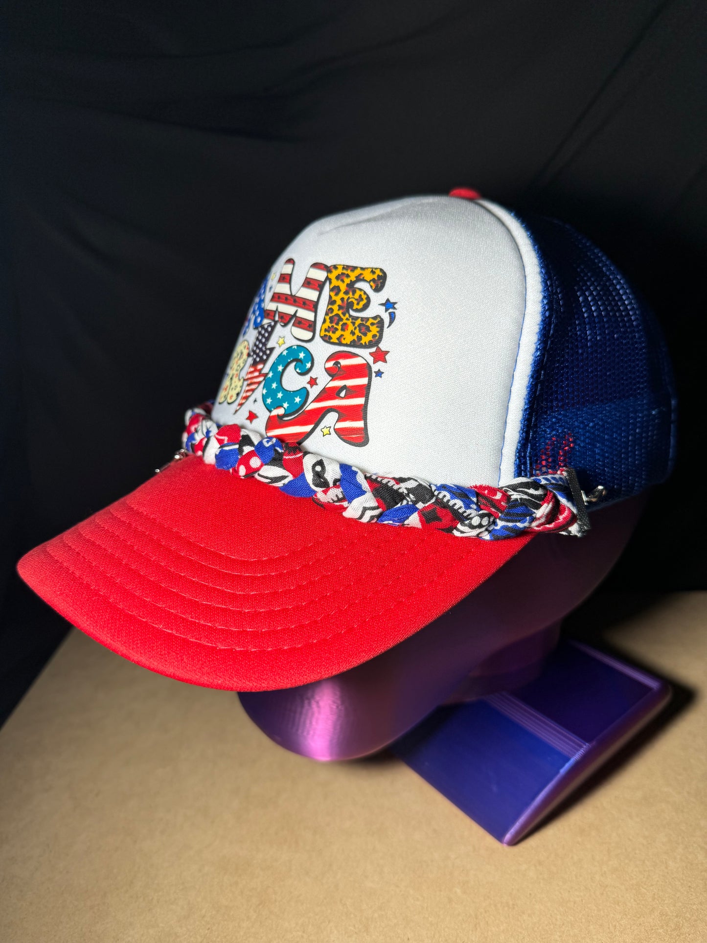 America with handkerchief chain OTTO Cap