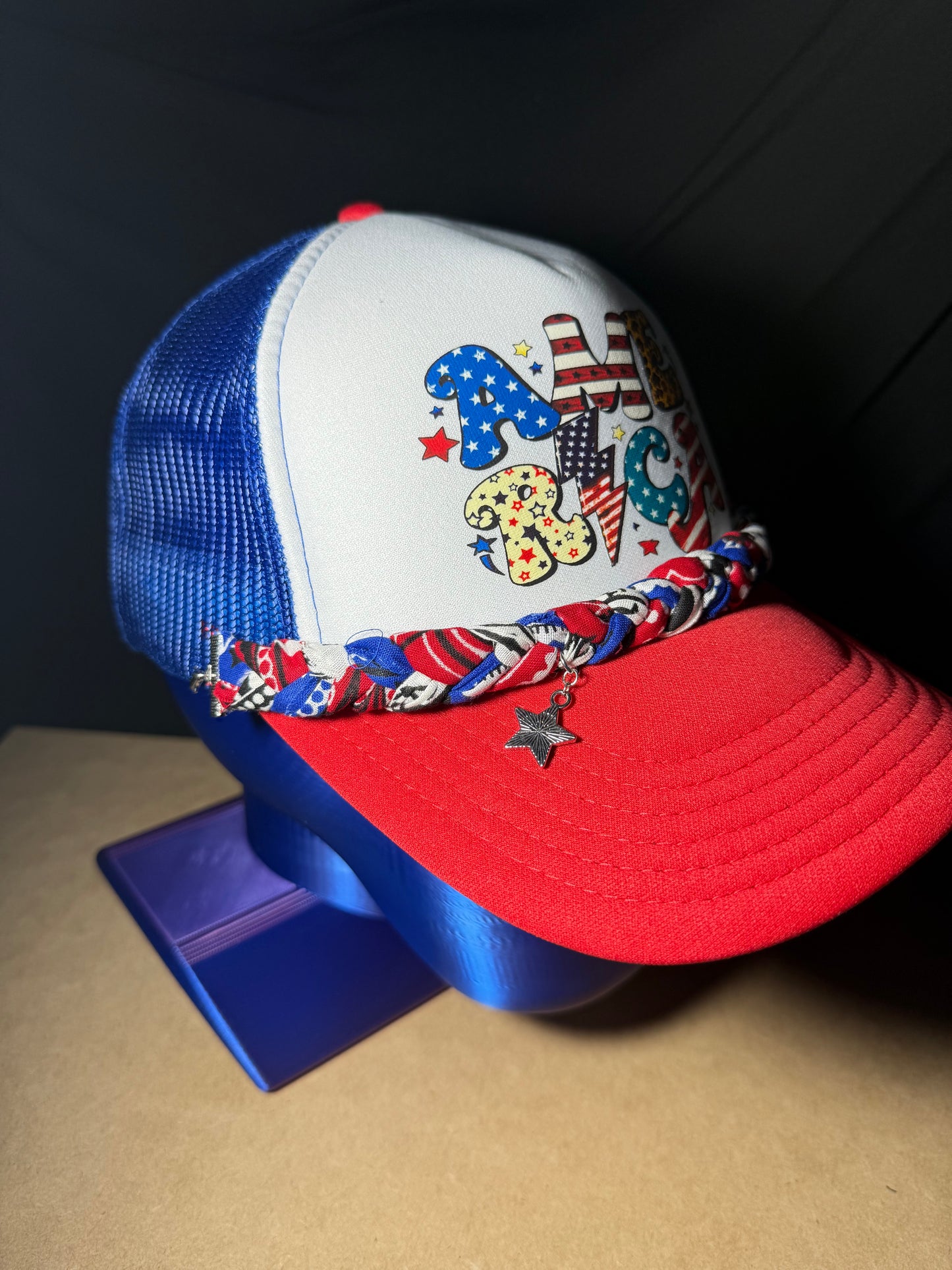 America with handkerchief chain OTTO Cap