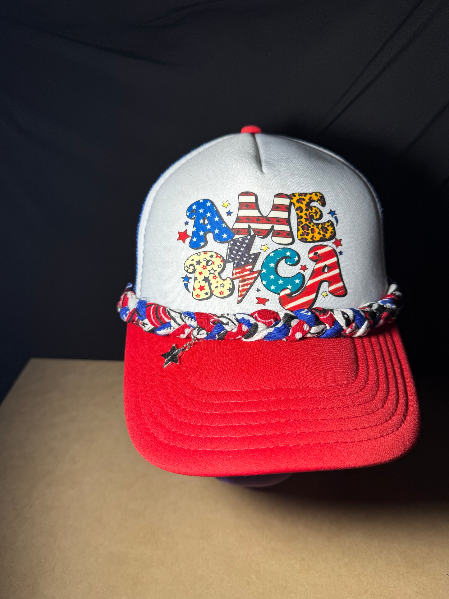 America with handkerchief chain OTTO Cap